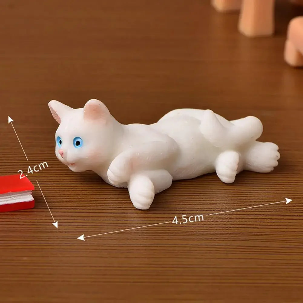Real-looking  Great Cute Cat Figurines Display Toy Plastic Cat Ornament Multi-purpose   Kitten Accessories